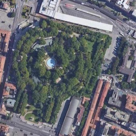 Suite La Montagnola Park 200M Stazione Centrale Болонья Екстер'єр фото